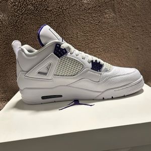 NEW Air Jordan 4 Retro White & Purple